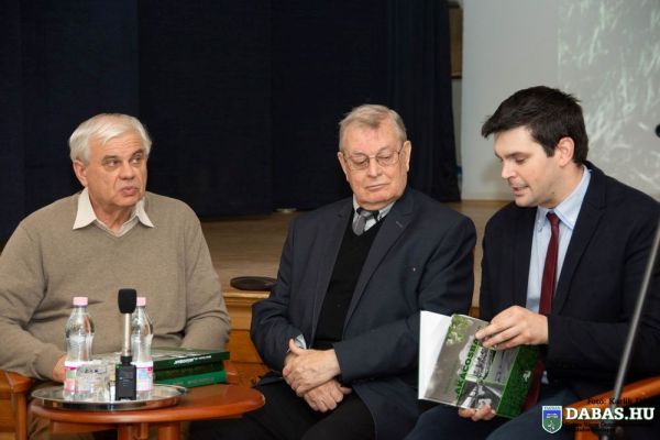 Juhász Sándor Az Akácosban című könyvének bemutatója