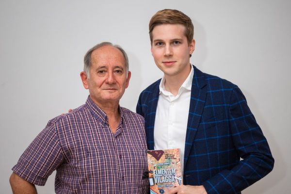 Elmentem világgá! 80 sztorival a Föld körül - könyvbemutató