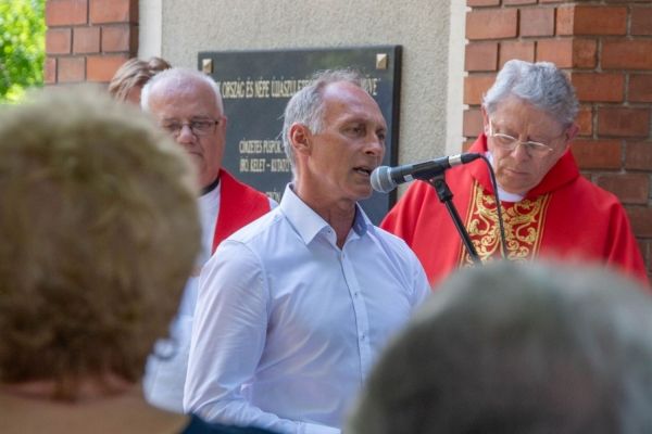 Bisztrai László szoboravató