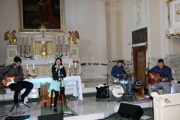 Megújult az egyházkarcsai templomtorony