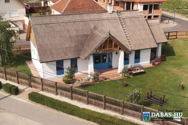 Sári Kávé- és Rétesház