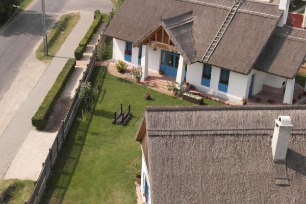 Sári Kávé- és Rétesház