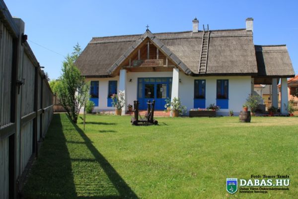 Sári Kávé- és Rétesház