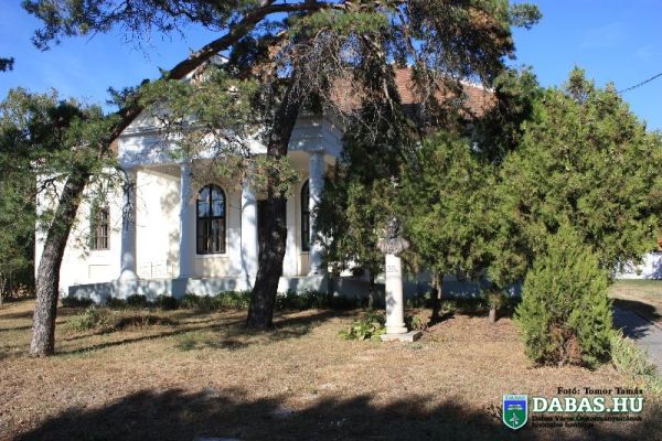 Halász Boldizsár Városi Könyvtár