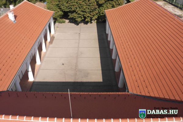 Kossuth Művelődési Központ és Halász Boldizsár Városi Könyvtár