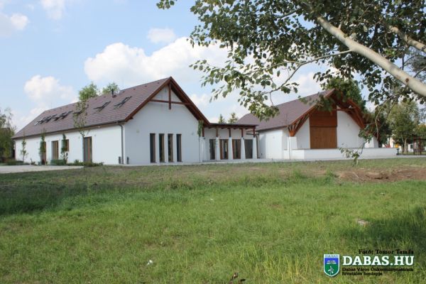 Sári Zarándokház és Közösségi Színtér