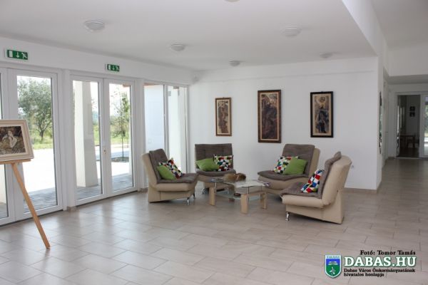 Sári Zarándokház és Közösségi Színtér