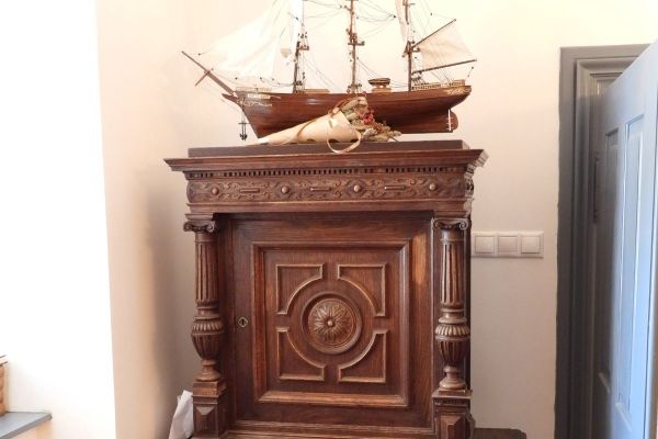 Értéktár ( Gombay-Dinnyés-kúria)