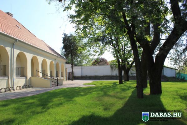 Nemes-kúria Közösségi Színtér