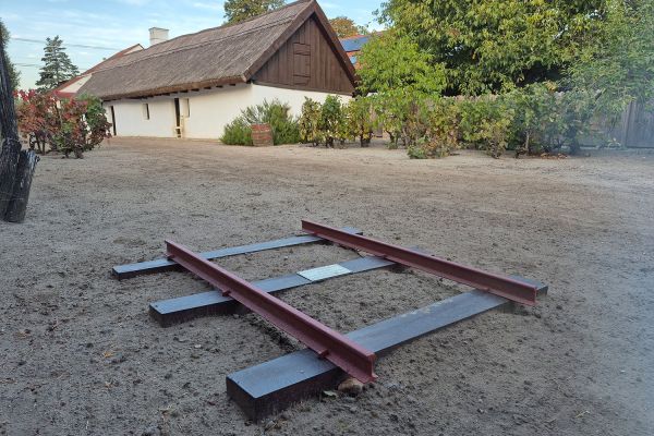 A Gyóni Unghváry birtok keskenynyomközű vasútjának mintaszelvénye