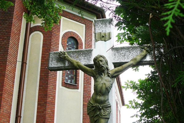 A Gyóni Szent Péter Római Katolikus Templom