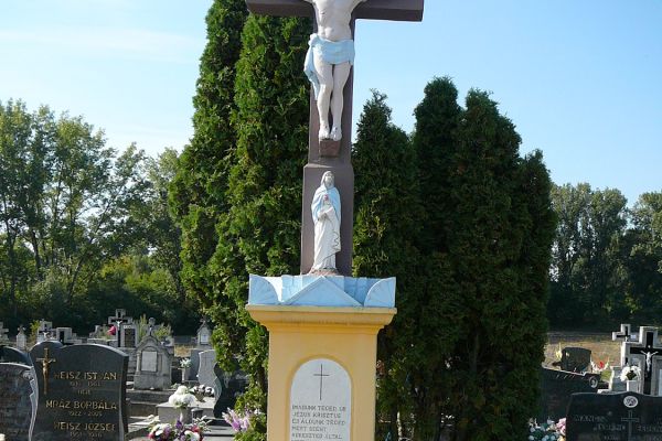 Begyáts Lénárd (1832-1910) plébános példaadó szolgálata Sári községben