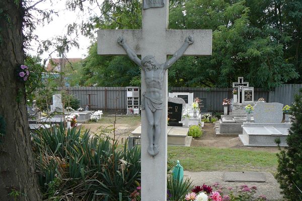 A „Háromért hatot” című dokumentumfilm