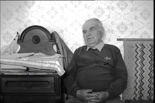 …visszafelé csak az Isten tudja… - Gyón 1956