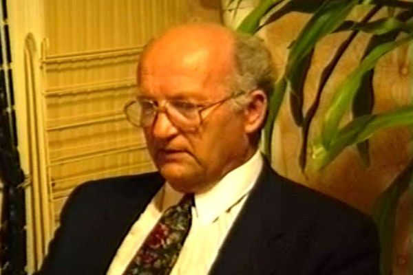 …visszafelé csak az Isten tudja… - Gyón 1956