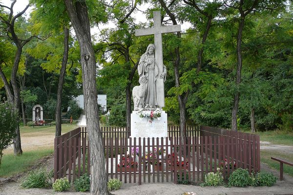 Útmenti keresztjeink