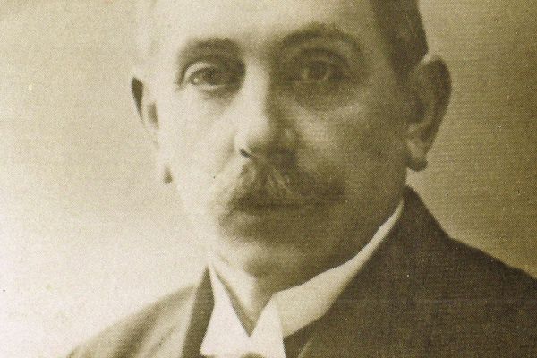 Dr. Dabasi Halász Móric könyve Magyarország első világháborús közigazgatási problémáiról