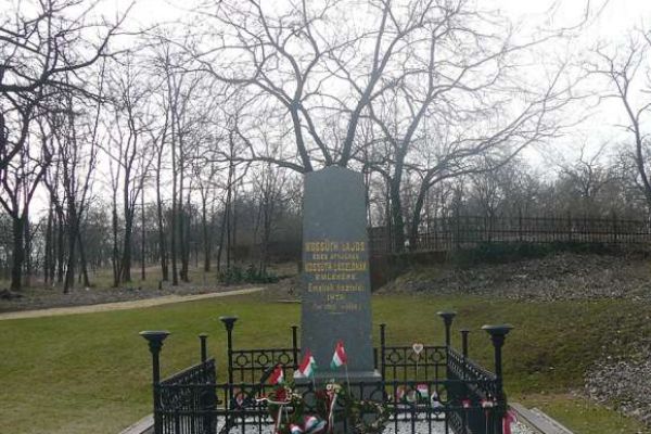 Kossuth László síremléke