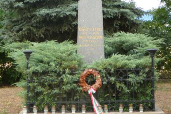 Kossuth László síremléke