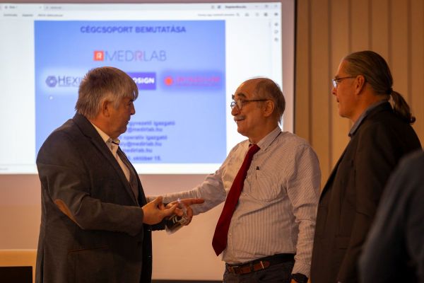 Projektzáró ünnepélyes esemény a Dabasi Polgármesteri Hivatalban