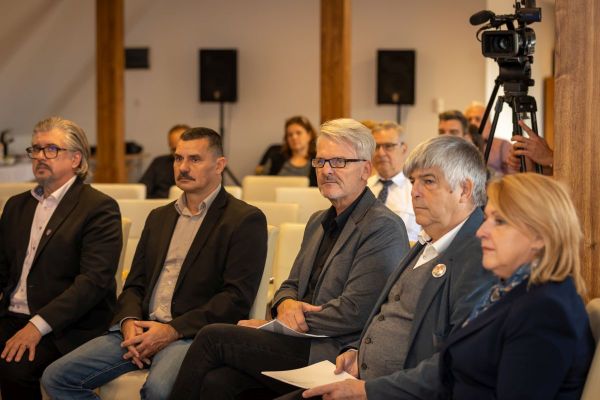 Projektzáró ünnepélyes esemény a Dabasi Polgármesteri Hivatalban