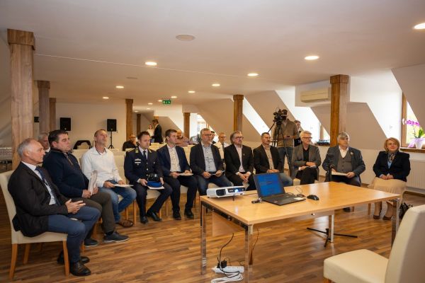 Projektzáró ünnepélyes esemény a Dabasi Polgármesteri Hivatalban