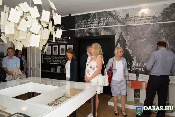 Gyóni Géza centenárium