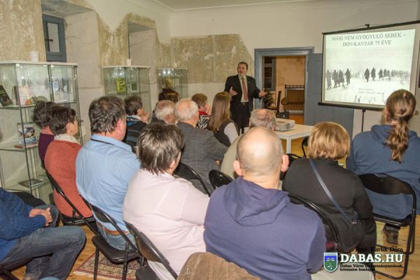 Megemlékezés a doni áttörés 75. évfordulóján