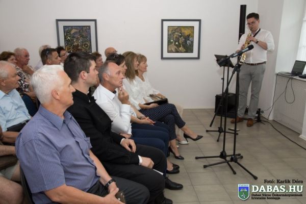 Séta a versailles-i parkban című kiállítás