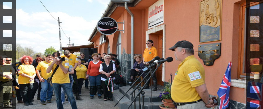 Koszorúzás és motoros emlékkör