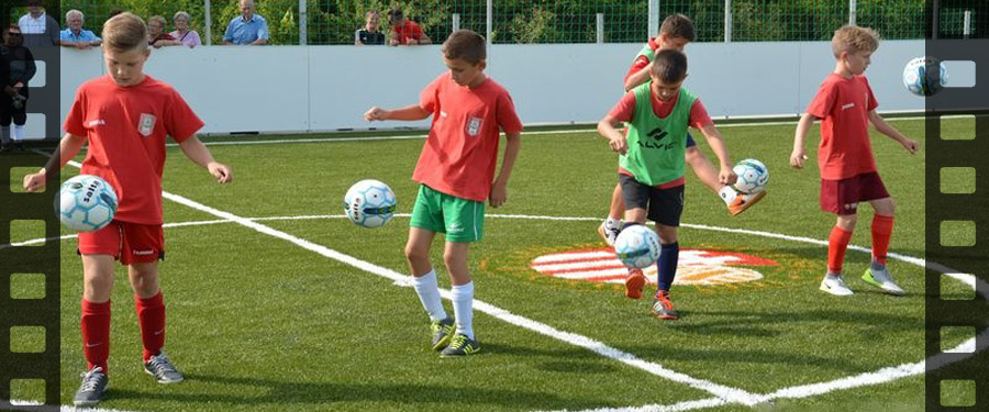 Szőlősi műfüves pálya avatója