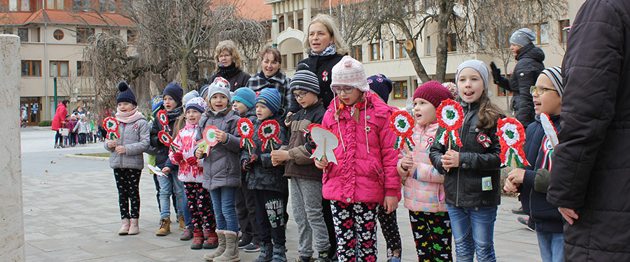 A város óvodásainak március 15-i megemlékezése